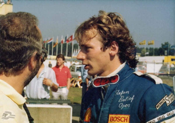 Gespräch mit Sponsor Georg Loos, Hockenheim 1981 | © Familie Bellof